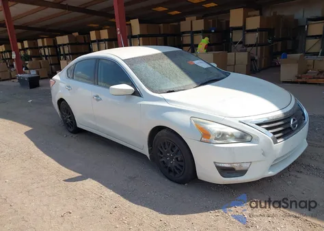 2015 Nissan Altima 2.5 S from USA, damaged, VIN 1N4AL3AP3FN305163